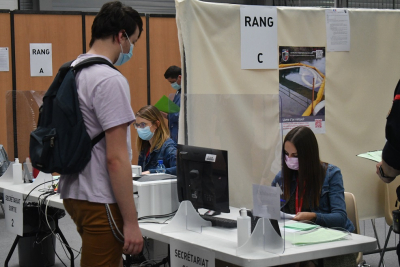 Besan&ccedil;on : Le vaccinodrome de Micropolis r&eacute;duit ses permanences