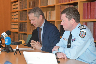 Le Procureur Manteaux a tenu une conf&eacute;rence de presse 