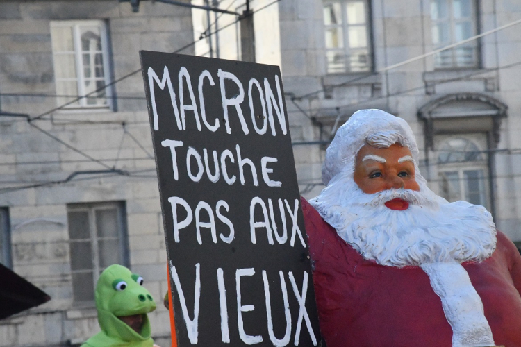 Reforme des retraites : les syndicats demandent la fermeture de la mairie de Besançon le 7 mars