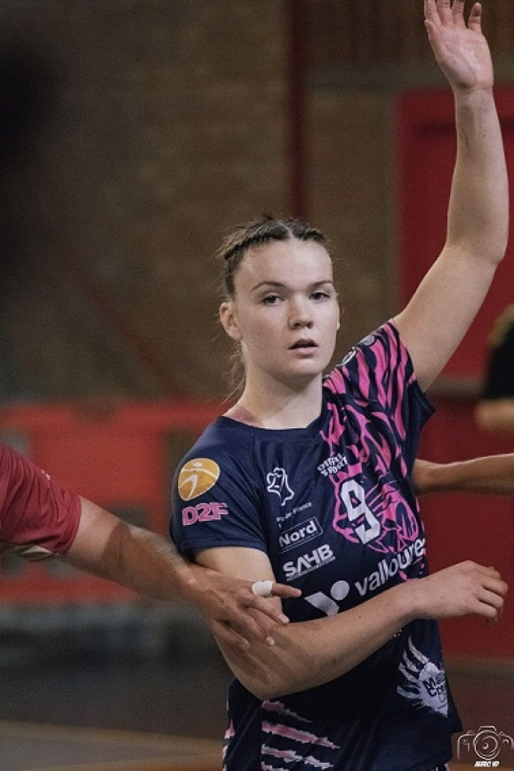 Handball féminin : Lalie Lambet rejoint le centre de formation de l&#039;ESBF