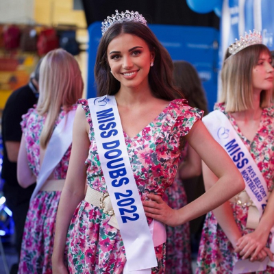 Marion Navarro, en lice pour Miss France 2023 : "Je suis pr&ecirc;te &agrave; donner tout mon temps, mon &eacute;nergie et mon amour aux Fran&ccedil;ais"