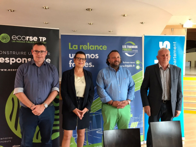 Christophe Ribette, pr&eacute;sident ECORSE TP (ex Cluster &eacute;co chantier), Vincent Martin, pr&eacute;sident FRTP BFC, Christine Bouquin en tant que pr&eacute;sidente de Micropolis et Jean-Claude Grenier, vice-pr&eacute;sident AMD.