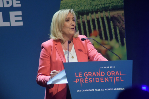 Pontarlier : « Nous ne voulons pas de Marine Le Pen comme Présidente de la République »