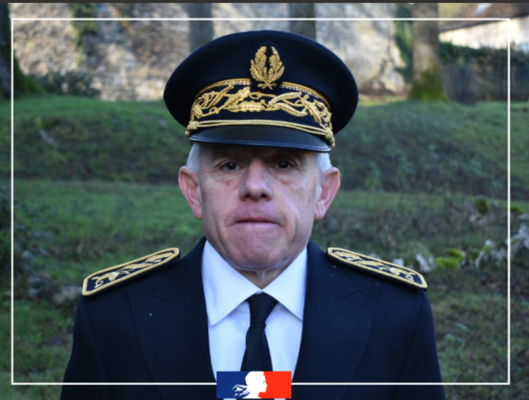 Dole : un hommage solennel rendu &agrave; Hugues Alladio