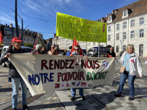 Social : 600 personnes rassemblées au centre-ville de Besançon
