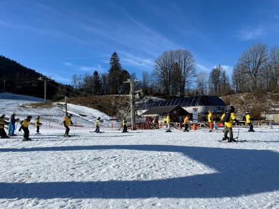 Plus de 1.600 jeunes sur les pistes : M&eacute;tabief vit sa journ&eacute;e HIV&rsquo;A.I.R.E.