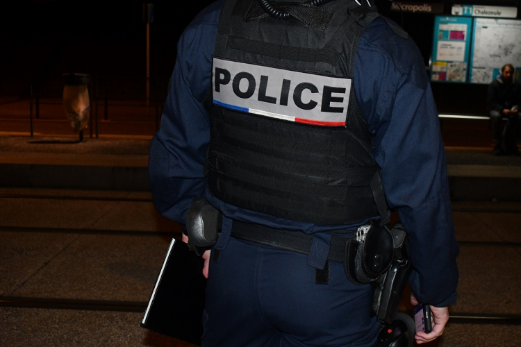 Besançon : Il planque des produits stupéfiants au niveau de la ceinture de son pantalon