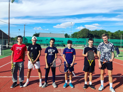La retraite de Roger  Federer: r&eacute;action de jeunes tennismen pontissaliens