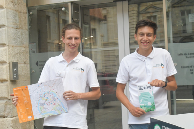 Besan&ccedil;on : Lorenzo et L&eacute;o &agrave; la rencontre des touristes