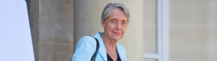 Santé : Elisabeth Borne débloque 1,1 milliard d’euros pour les soignants