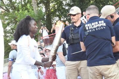 Besan&ccedil;on / Flamme Olympique : un beau rassemblement interculturel