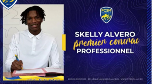 Foot / Ligue 2 : premier contrat professionnel pour le Sochalien Skelly Alvero
