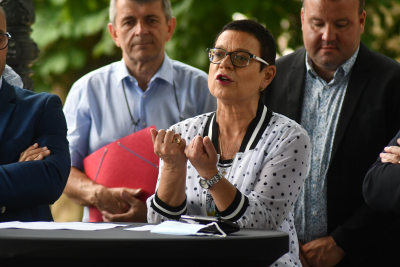 L&eacute;gislatives 2022 : Michel Vienet et Christine Bouquin appellent &agrave; faire obstacle aux extr&ecirc;mes