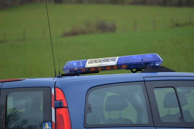 Trois bless&eacute;s dans un choc frontal &agrave; Belleherbe