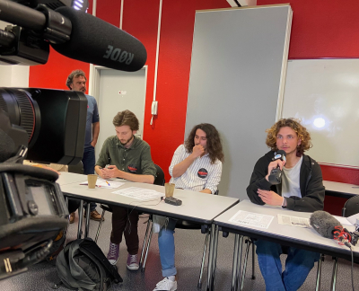 Adrien, 18 ans, qui t&eacute;moigne de son interpellation et de sa garde &agrave; vue