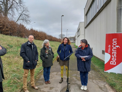 Pr&eacute;sentation d'une installation &agrave; l'ISBA (Institut Sup&eacute;rieur des Beaux-Arts