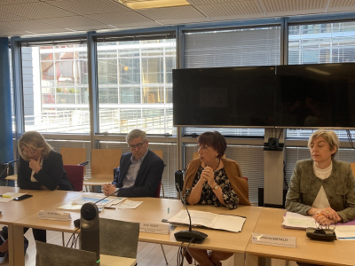 Marie Etevenard. Nicolas Bodin. Anne Vignot. Catherine Barthelet. 