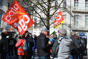 &Agrave; Besan&ccedil;on, les retrait&eacute;s mobilis&eacute;s pour d&eacute;fendre leur pouvoir d&rsquo;achat et la sant&eacute;