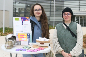 Lili Tribouley Mathey (charge de projets). Jeanne Ferrut ( service civique à l&#039;association) 