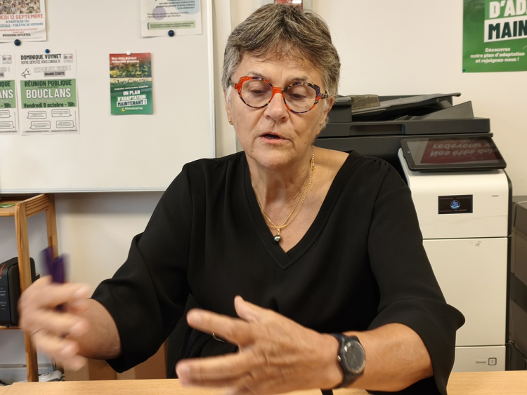 Politique : Dominique Voynet veut placer le budget, les services publics et l&rsquo;adaptation climatique au c&oelig;ur de la rentr&eacute;e