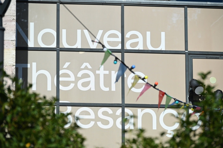 Au Nouveau Th&eacute;&acirc;tre de Besan&ccedil;on, Jours de f&ecirc;te met la culture en partage