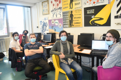 Besan&ccedil;on : Douze jeunes, &acirc;g&eacute;s de 16 &agrave; 25 ans, s&rsquo;int&eacute;ressent aux m&eacute;tiers du num&eacute;rique