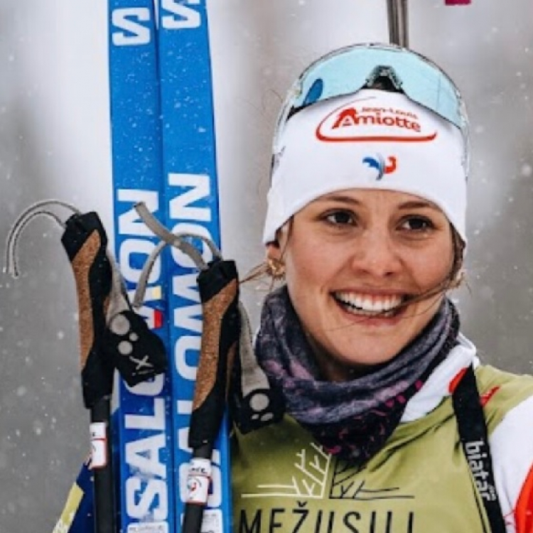 Biathlon : Léonie Jeannier dans le top 5 en Estonie