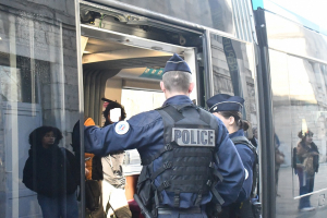 Besançon : la brigade de sécurisation des transports en commun en action
