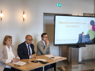 Christine Werthe ( &eacute;lue en charge de la Citadelle), Ludovic Fagaut et Alexandre Arnodo (directeur de la Citadelle)