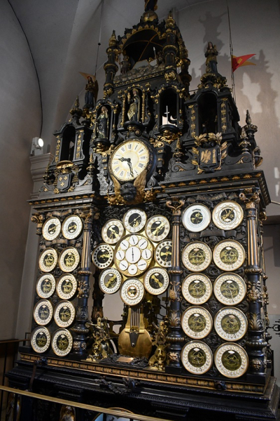 Et&eacute; 2022 : l&rsquo;horloge astronomique de la cath&eacute;drale Saint-Jean s&rsquo;ouvre au public