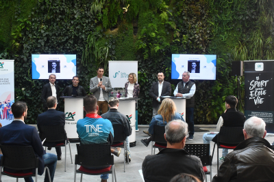 Le Cr&eacute;dit Agricole signe un partenariat pour l'inclusion professionnelle par le sport