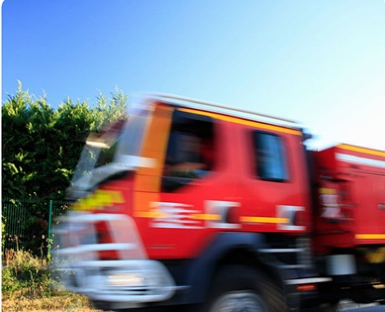 Merey-sous-Montrond : un tracteur agricole d&eacute;truit par un incendie
