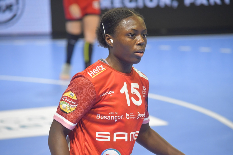 Handball féminin : L&#039;ESBF s&#039;impose à Mérignac