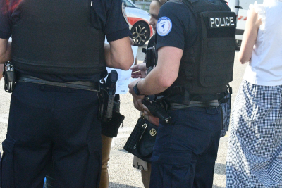 Contr&ocirc;le renforc&eacute; des autocars internationaux devant la gare Viotte &agrave; Besan&ccedil;on