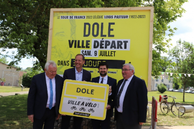 Tour de France : les pr&eacute;paratifs s&rsquo;activent du c&ocirc;t&eacute; de la ville d&eacute;part doloise