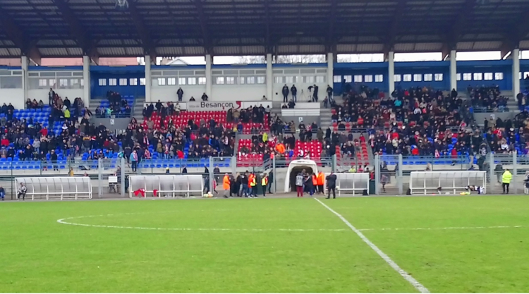 Football : Kevin Hoggas de retour au Racing Besan&ccedil;on