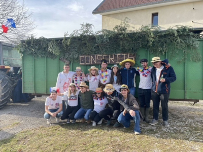 La bonne ann&eacute;e des conscrits des Monts de Villers