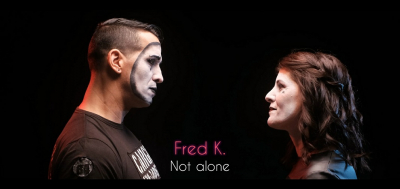 Quand la langue des signes s&rsquo;invite dans un clip musical. Le dernier projet de Fred K.