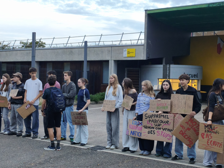 L&rsquo;UNIRS apporte son soutien aux lyc&eacute;ens mobilis&eacute;s