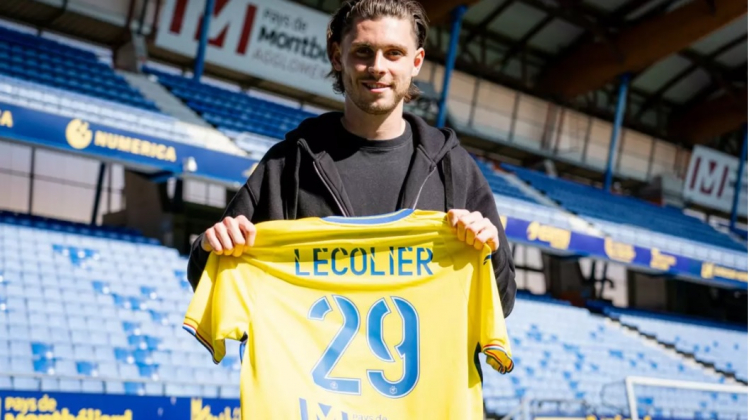 Foot : Martin Lecolier (20 ans) signe son 1er contrat pro avec le FCSM