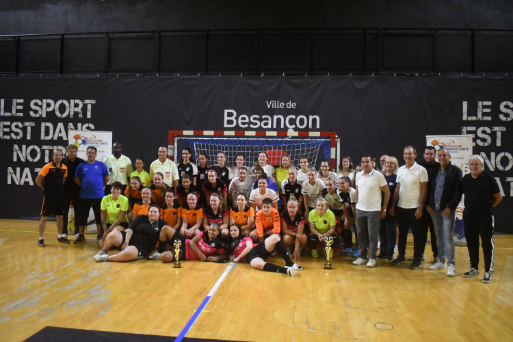 Le groupement Villers-Les-Pots Jura Dolois remporte la finale régionale de futsal féminin