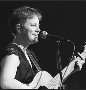 Enelos, la marraine de l&#039;évènement 