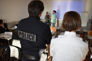 Doubs  : La police nationale forme les élus locaux aux situations de crise