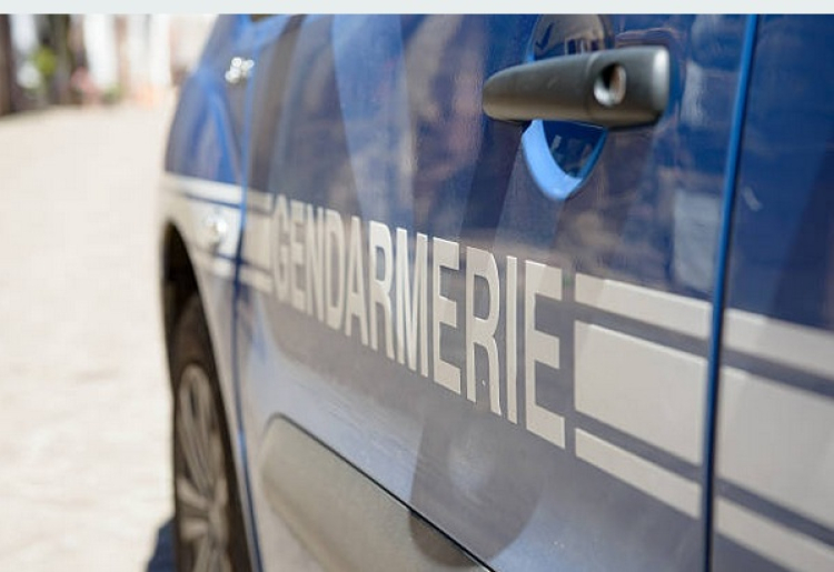 Lombard : un adolescent arm&eacute; d&rsquo;un couteau interpell&eacute; apr&egrave;s une rixe