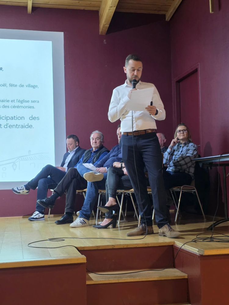 Municipales : &Agrave; Fontain, Vivien Desgrange pr&eacute;sente son &eacute;quipe et ses priorit&eacute;s &agrave; quelques jours du scrutin