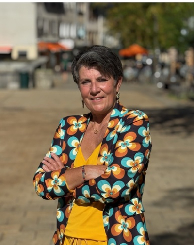 B&eacute;n&eacute;dicte H&eacute;rard